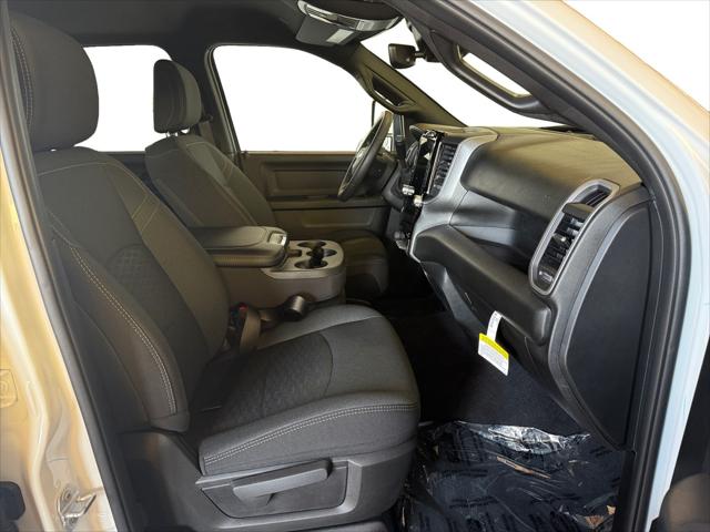 2026 Ram 2500 Black Express Crew Cab 4x4 6'4" Box