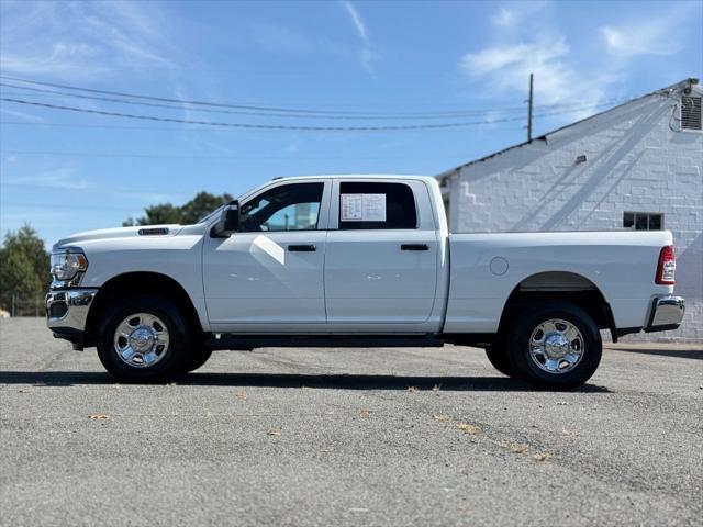 2024 RAM 2500 Tradesman Crew Cab 4x4 64 Box