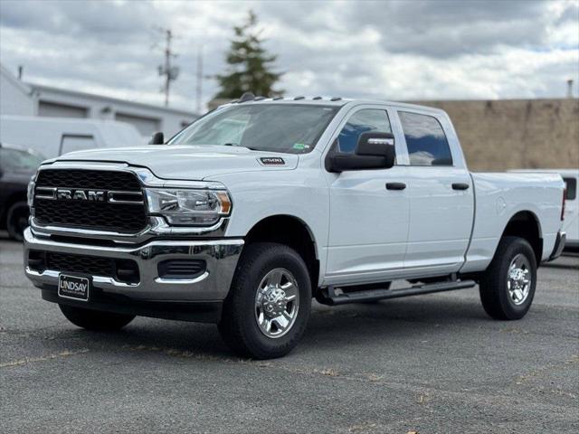 2024 RAM 2500 Tradesman Crew Cab 4x4 64 Box