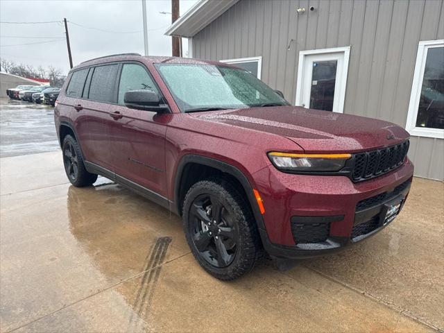 2023 Jeep Grand Cherokee L Altitude 4x4 for sale in Beatrice, NE