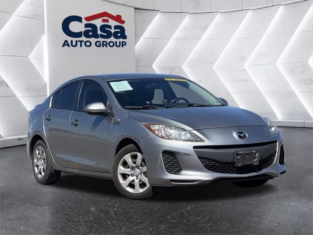 2013 Mazda Mazda3 i SV 2013 Mazda Mazda3 i SV