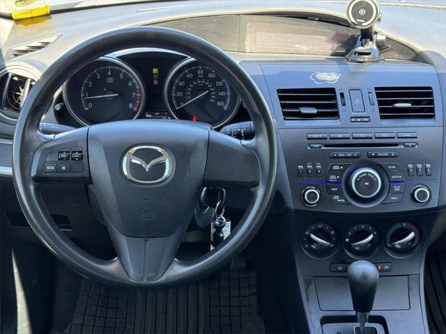2013 Mazda Mazda3 i SV 2013 Mazda Mazda3 i SV