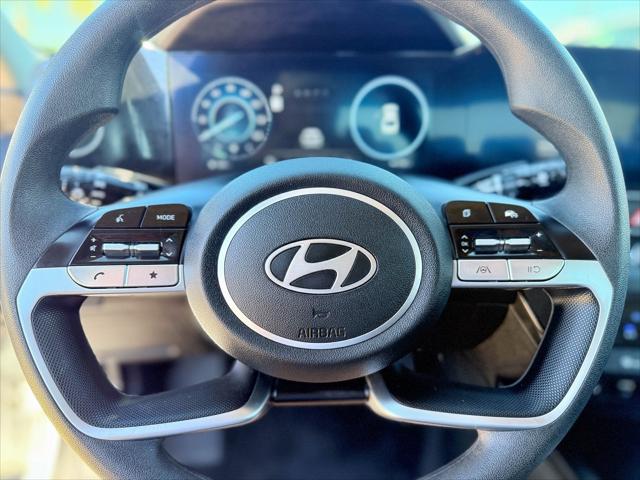 2024 Hyundai Elantra SEL 2024 Hyundai Elantra SEL