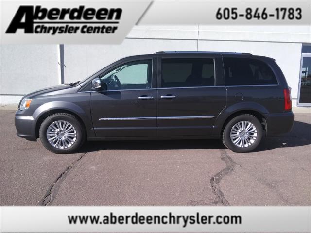 2016 Chrysler Town and Country Limited 2016 Chrysler Town and Country Limited