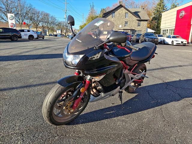 2006 Kawasaki Ninja 650R Base
