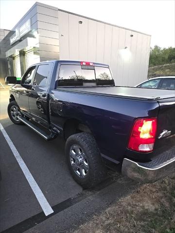 2018 RAM 2500 Big Horn Crew Cab 4x4 64 Box 2018 RAM 2500 Big Horn Crew Cab 4x4 64 Box