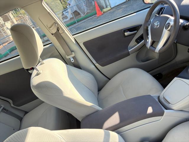 2010 Toyota Prius II