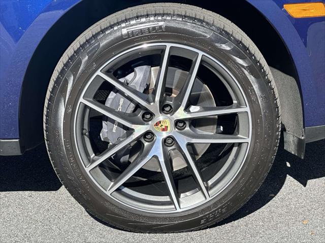 2024 Porsche Macan Base