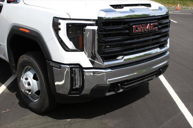 2026 GMC Sierra 3500HD CC Pro