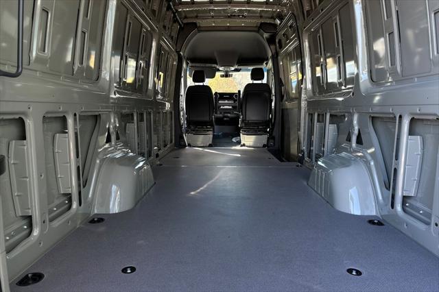 2026 Mercedes-Benz Sprinter Cargo Van High Roof 4-Cyl Diesel HO
