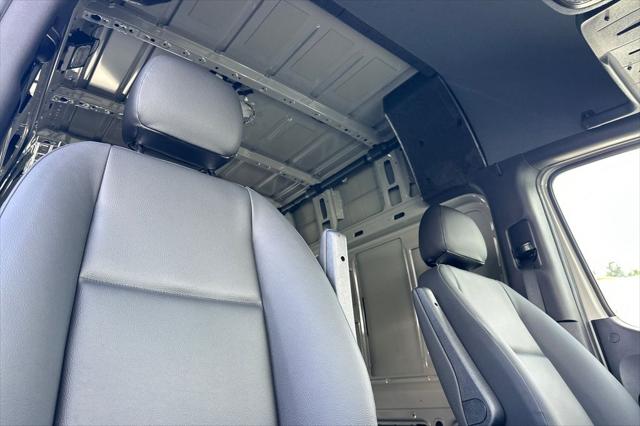 2026 Mercedes-Benz Sprinter Cargo Van High Roof 4-Cyl Diesel HO