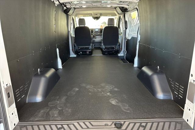 2025 Ford Transit Cargo Van Base