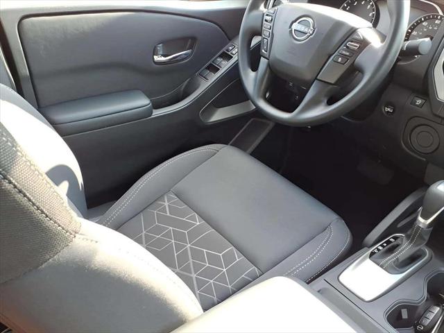 2026 Nissan Frontier Crew Cab SV 4x2
