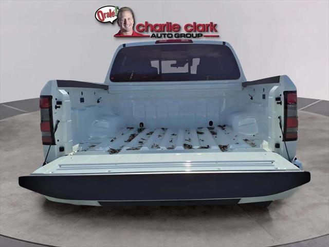 2026 Nissan Frontier Crew Cab SV 4x2