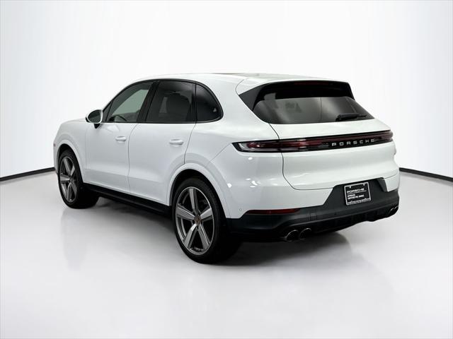 2025 Porsche Cayenne Unknown