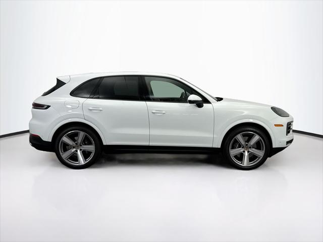 2025 Porsche Cayenne Unknown