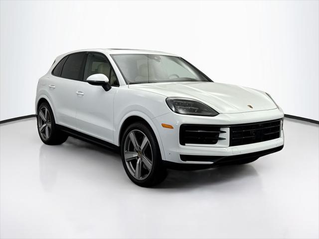 2025 Porsche Cayenne Unknown