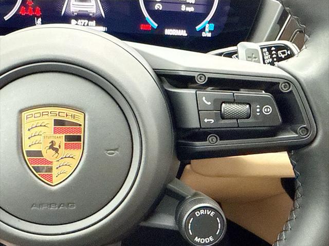 2025 Porsche Cayenne Unknown