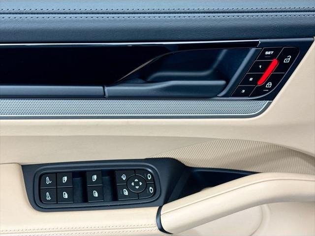 2025 Porsche Cayenne Unknown