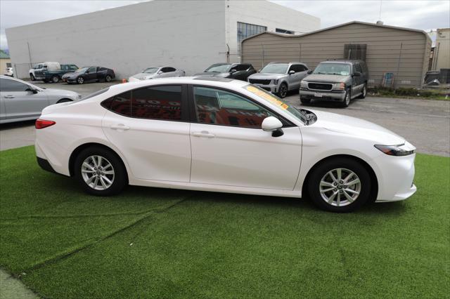 2025 Toyota Camry Unknown