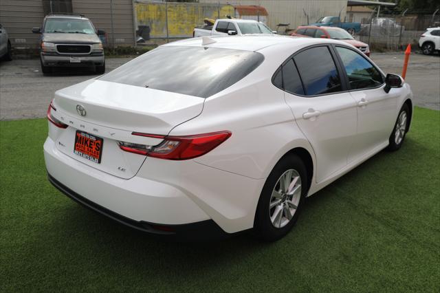 2025 Toyota Camry Unknown