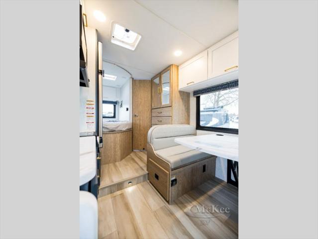 2026 Ford E-350 Cutaway Unknown