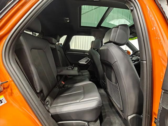 2024 Audi Q3 Premium 45 TFSI S line quattro Tiptronic