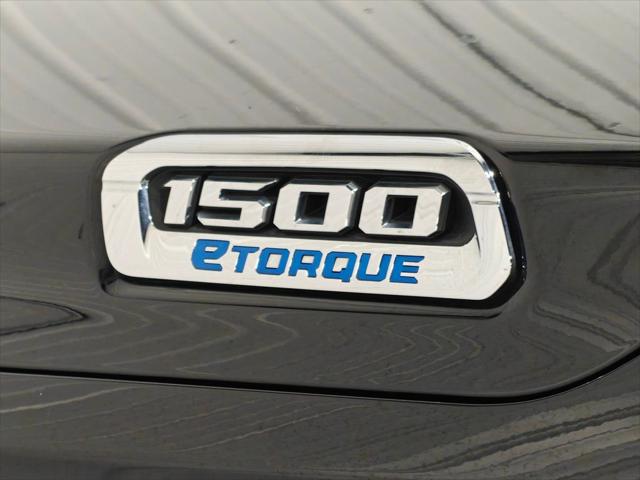 2022 Ram 1500 Big Horn Crew Cab 4x4 57 Box