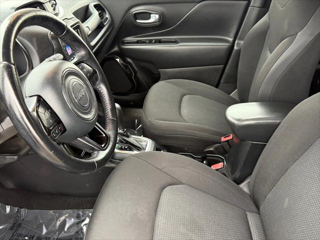2020 Jeep Renegade Altitude FWD
