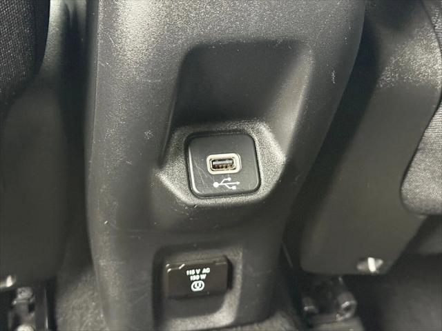 2020 Jeep Renegade Altitude FWD