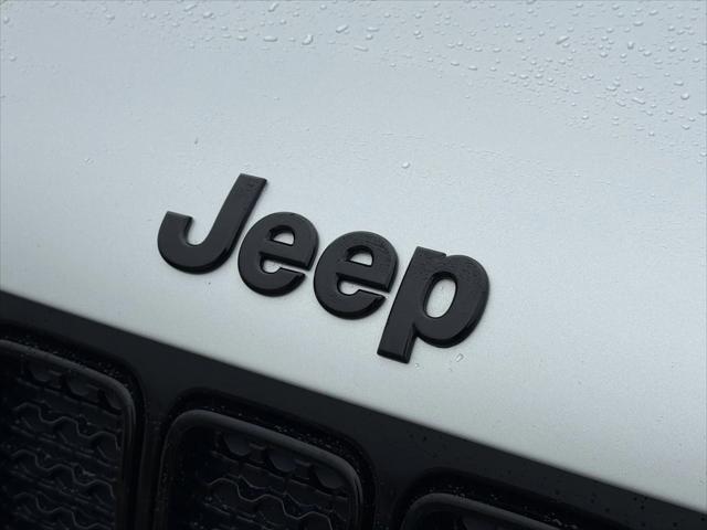 2020 Jeep Renegade Altitude FWD