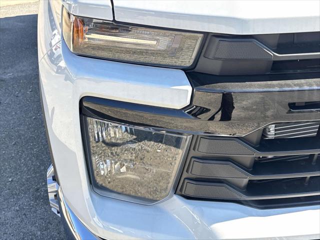 2026 Chevrolet Silverado 3500HD Chassis Work Truck