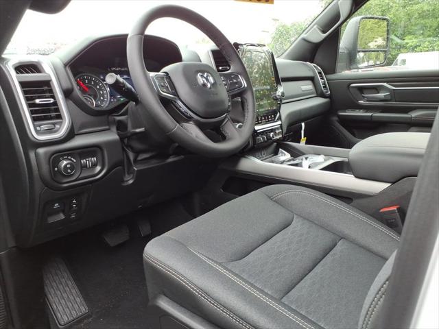 2026 Ram 1500 Big Horn Crew Cab 4x4 6'4" Box