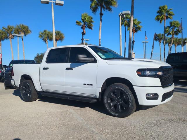 2026 RAM Ram 1500 RAM 1500 EXPRESS CREW CAB 4X4 57 BOX