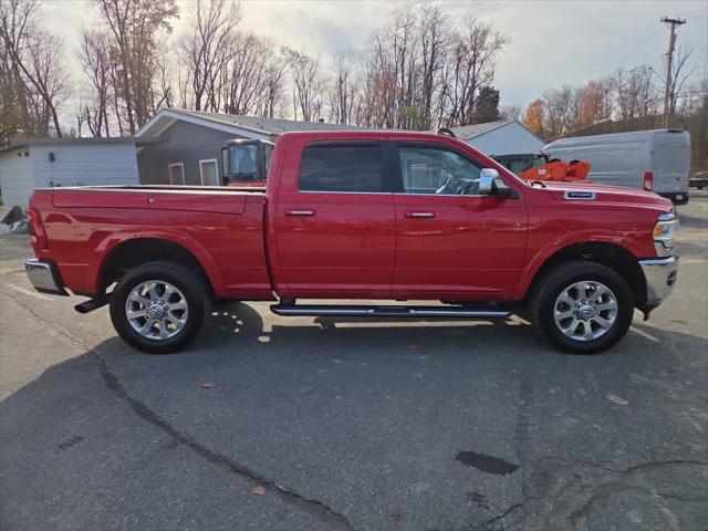 2022 RAM 3500 Laramie Crew Cab 4x4 64 Box