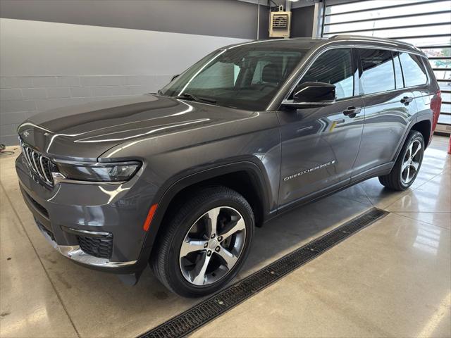 2023 Jeep Grand Cherokee L Limited 4x4 2023 Jeep Grand Cherokee L Limited 4x4