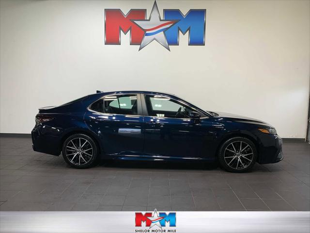 2021 Toyota Camry SE Hybrid 2021 Toyota Camry SE Hybrid