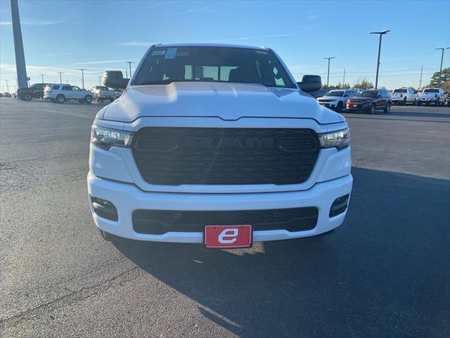 2026 RAM Ram 1500 RAM 1500 EXPRESS CREW CAB 4X2 57 BOX