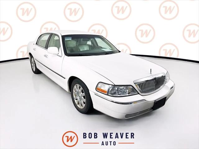 2011 Lincoln Town Car Signature Limited