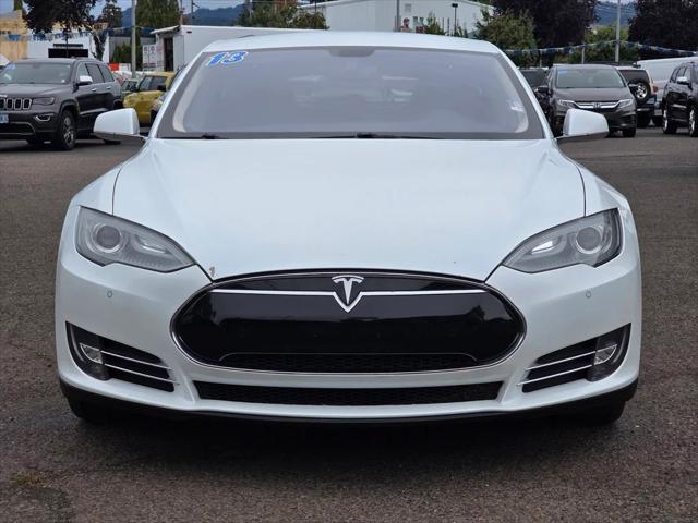 2013 Tesla Model S Base 2013 Tesla Model S Base