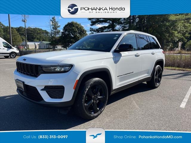 2023 Jeep Grand Cherokee Altitude 4x4 2023 Jeep Grand Cherokee Altitude 4x4