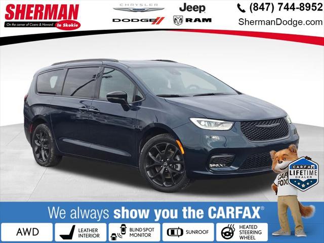 2025 Chrysler Pacifica Limited AWD