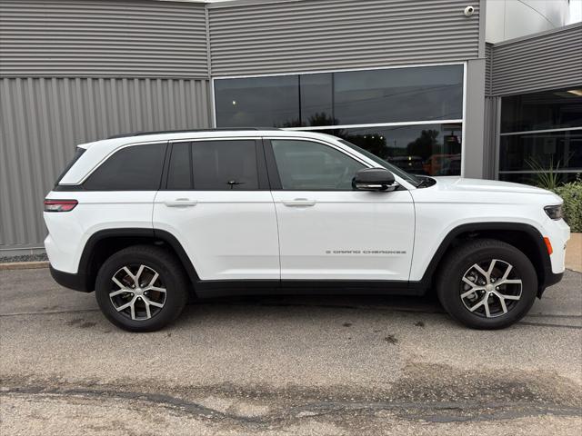 2024 Jeep Grand Cherokee Limited 4x4 2024 Jeep Grand Cherokee Limited 4x4