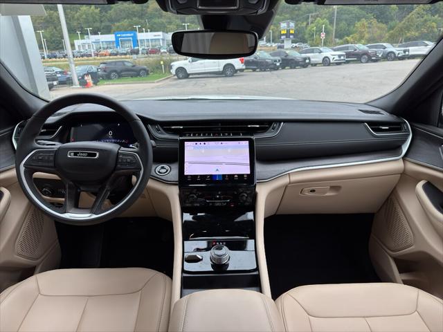 2024 Jeep Grand Cherokee Limited 4x4 2024 Jeep Grand Cherokee Limited 4x4