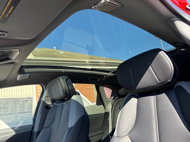 2025 Cadillac iQ Sport 1 AWD