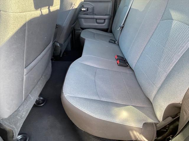 2024 Ram 1500 Classic SLT Quad Cab 4x4 6'4" Box