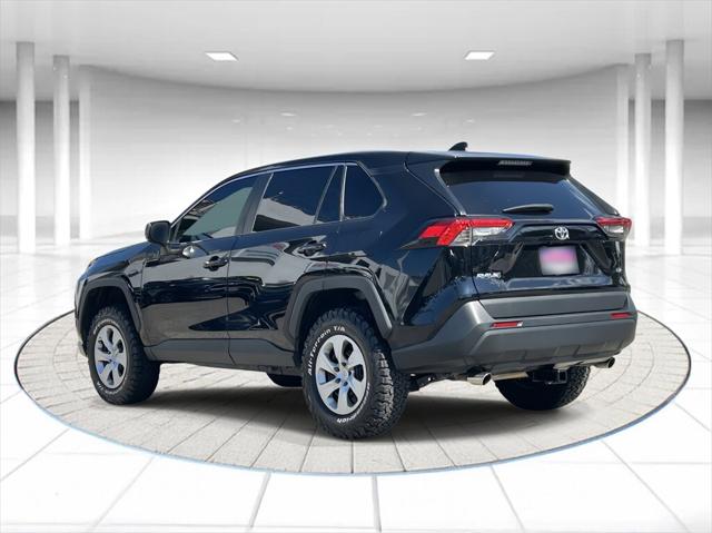 2022 Toyota RAV4 LE 2022 Toyota RAV4 LE