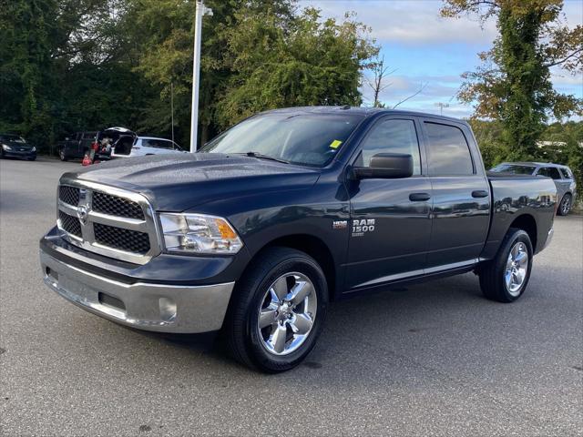 2021 RAM 1500 Classic Tradesman Crew Cab 4x2 57 Box 2021 RAM 1500 Classic Tradesman Crew Cab 4x2 57 Box