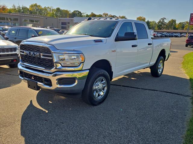 2022 RAM 2500 Tradesman Crew Cab 4x4 64 Box 2022 RAM 2500 Tradesman Crew Cab 4x4 64 Box