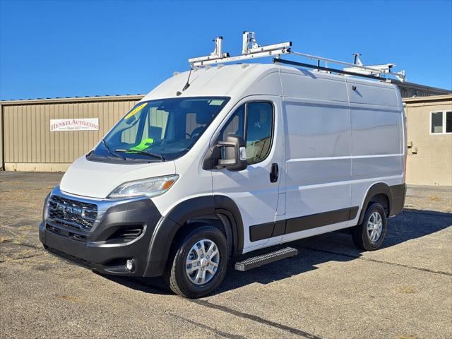 2025 RAM ProMaster 1500 Cargo Van SLT High Roof 136 WB 2025 RAM ProMaster 1500 Cargo Van SLT High Roof 136 WB